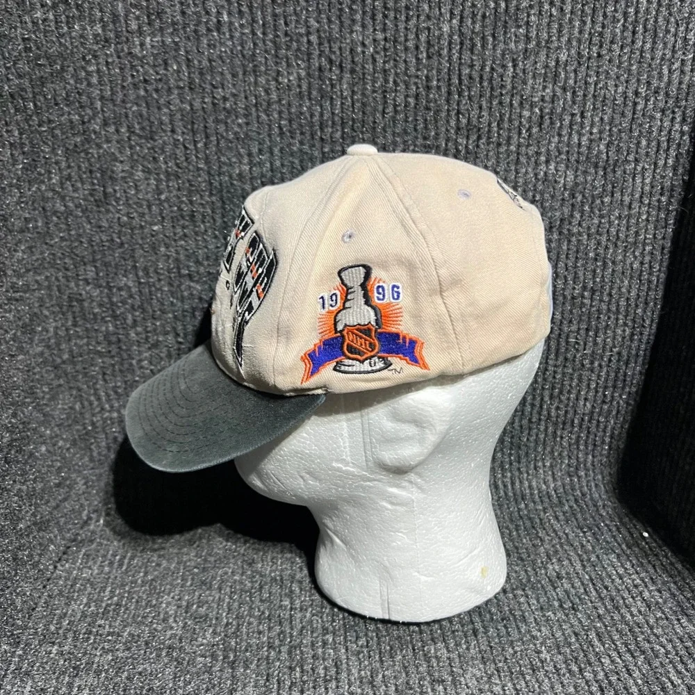 Vintage Starter Hat Snapback Mens OSFA Beige 1996 Stanley Cup Champions NHL Cap